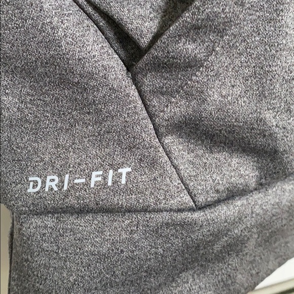 EUC Nike dry-fit hoodie - Picture 3 of 3